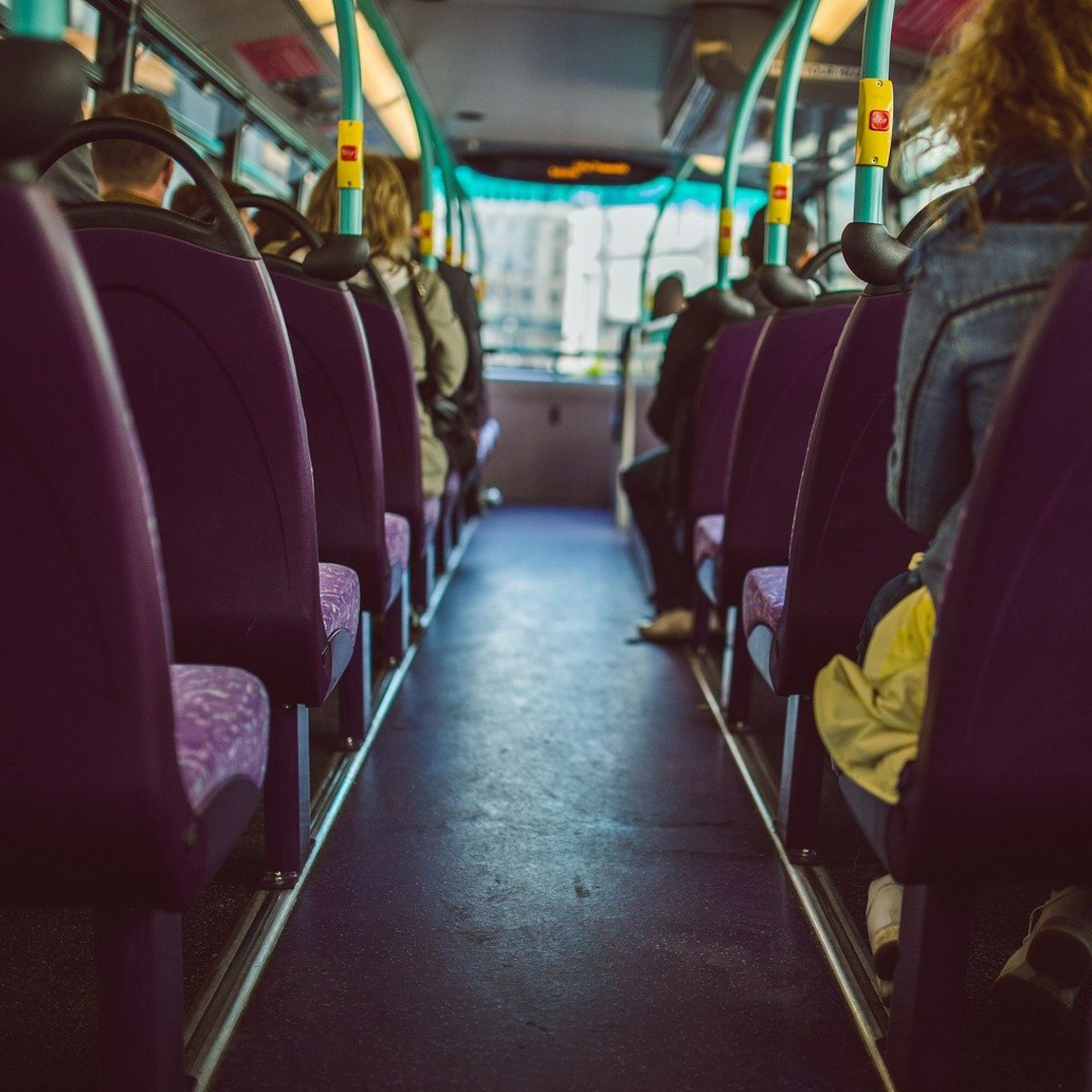 bus, seats, transportation-923199.jpg